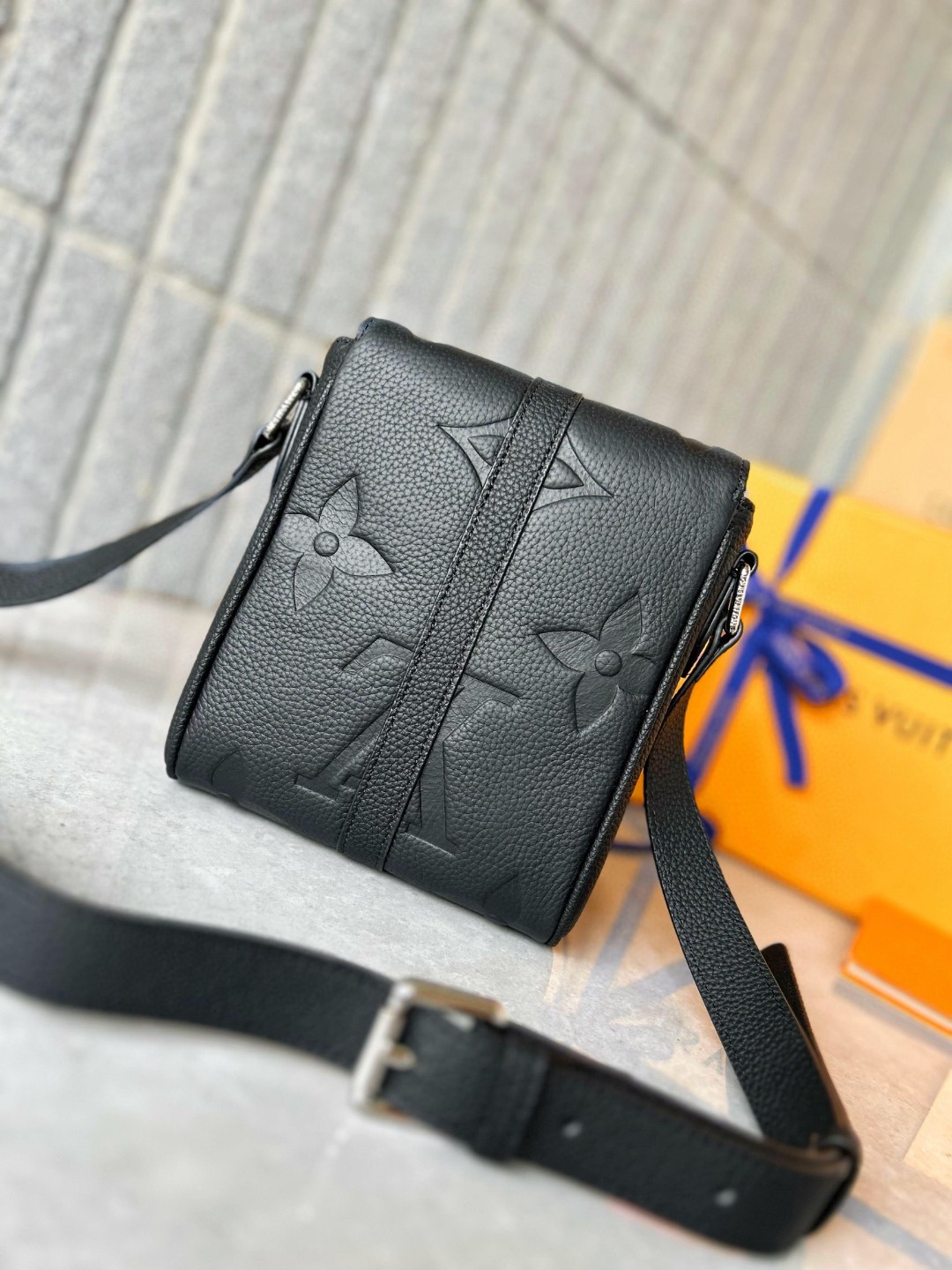 24SS 新品 ルイヴィトン ハンドバッグ 鞄 カバン