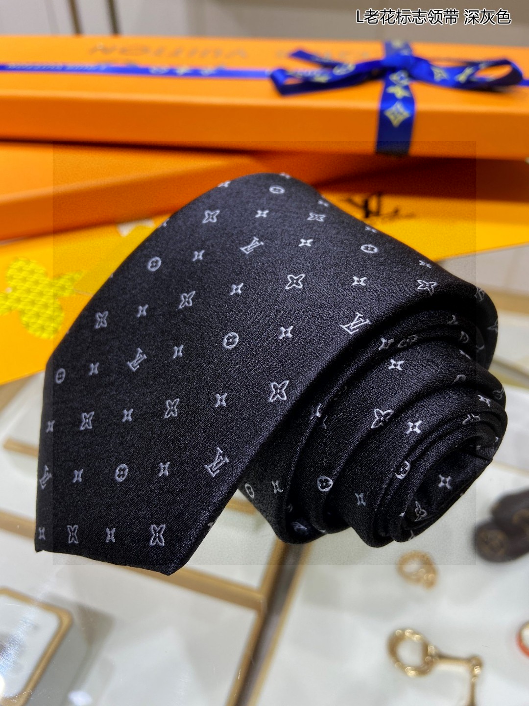 2024 ルイヴィトン シルク Tie ネクタイ 紳士