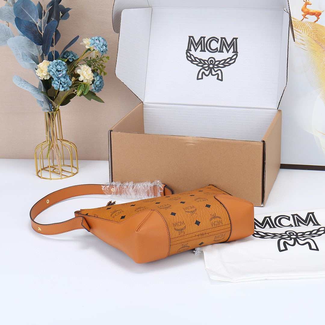 2024 MCM エムシーエム バッグ 鞄 カバン2405MCMQBJ00-666013-1