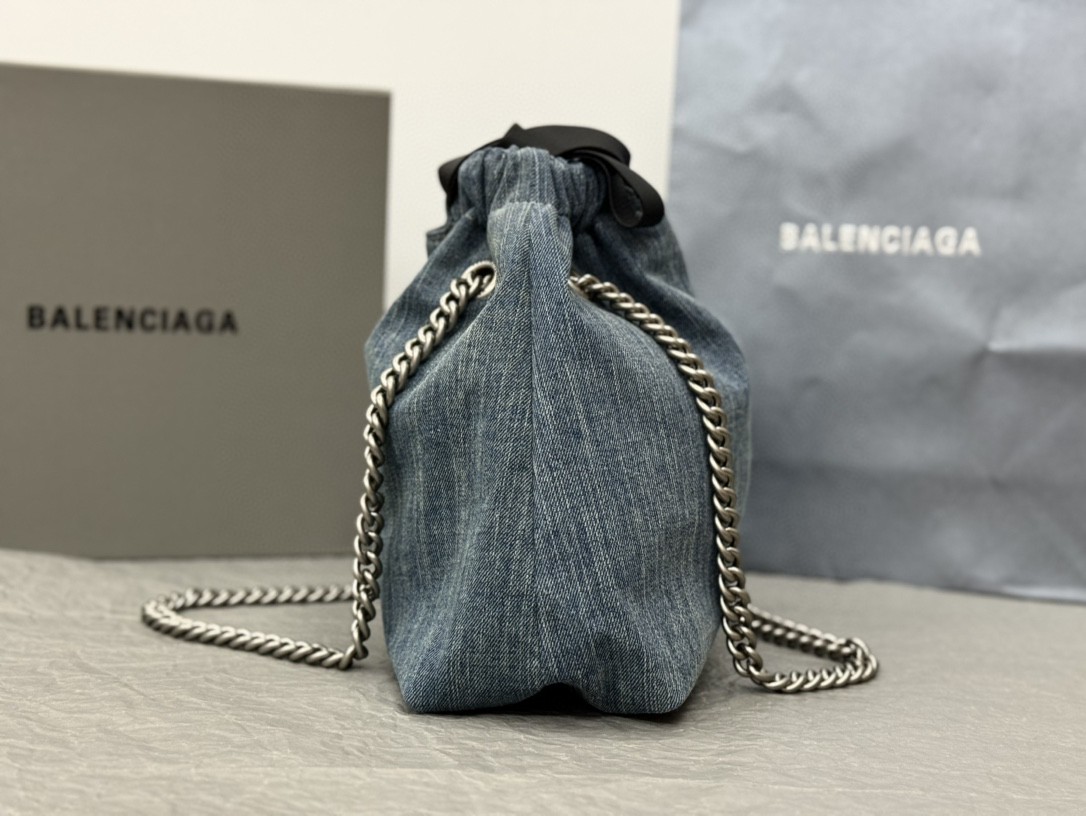 バレンシアガ 24SS ショルダーバッグ 鞄 カバン