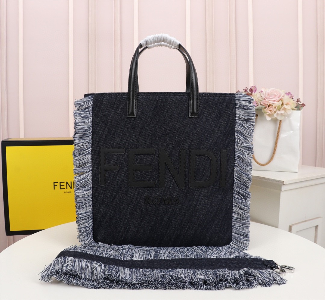 フェンディ 24SS ショルダーバッグ 鞄 カバン2405FDQBJ00-2