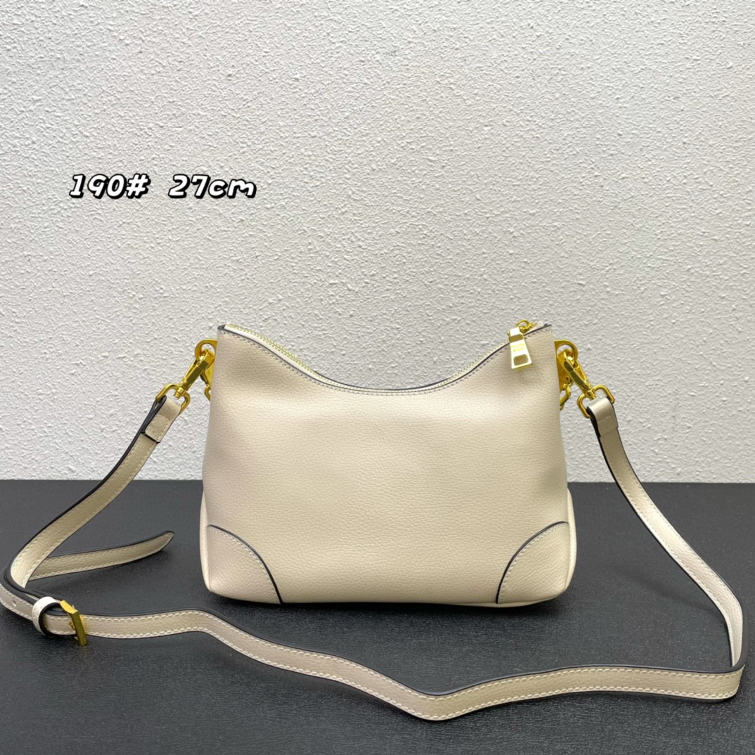 2024新品 プラダ バッグ 鞄 カバン2405