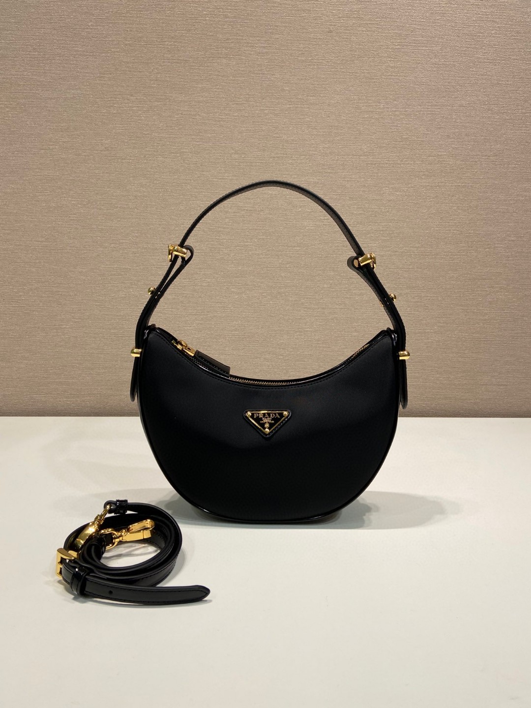 2024新品 プラダ バッグ 鞄 カバン