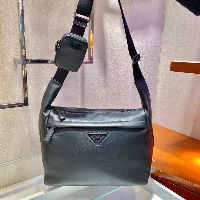 2024新品 プラダ バッグ 鞄 カバン