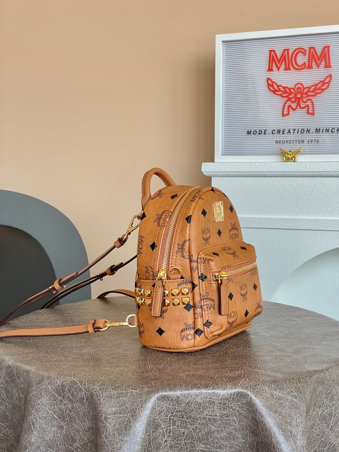 2024 MCM エムシーエム 後背包 リュック