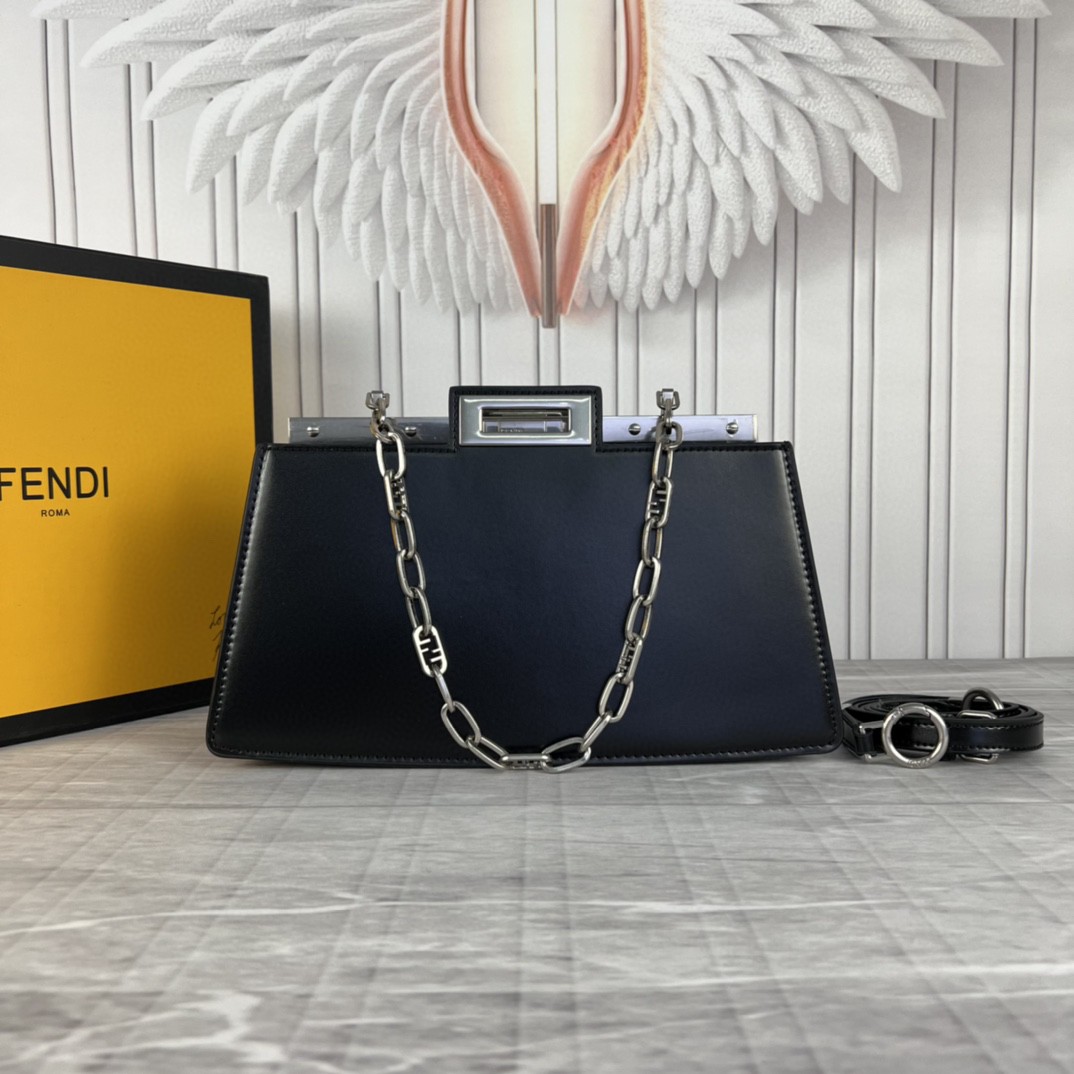 フェンディ 24SS ショルダーバッグ 鞄 カバン