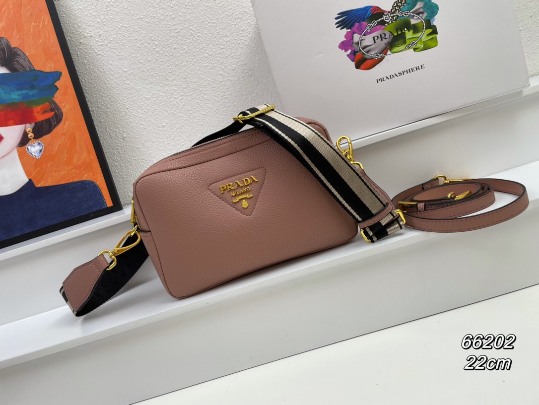 2024新品 プラダ バッグ 鞄 カバン2405