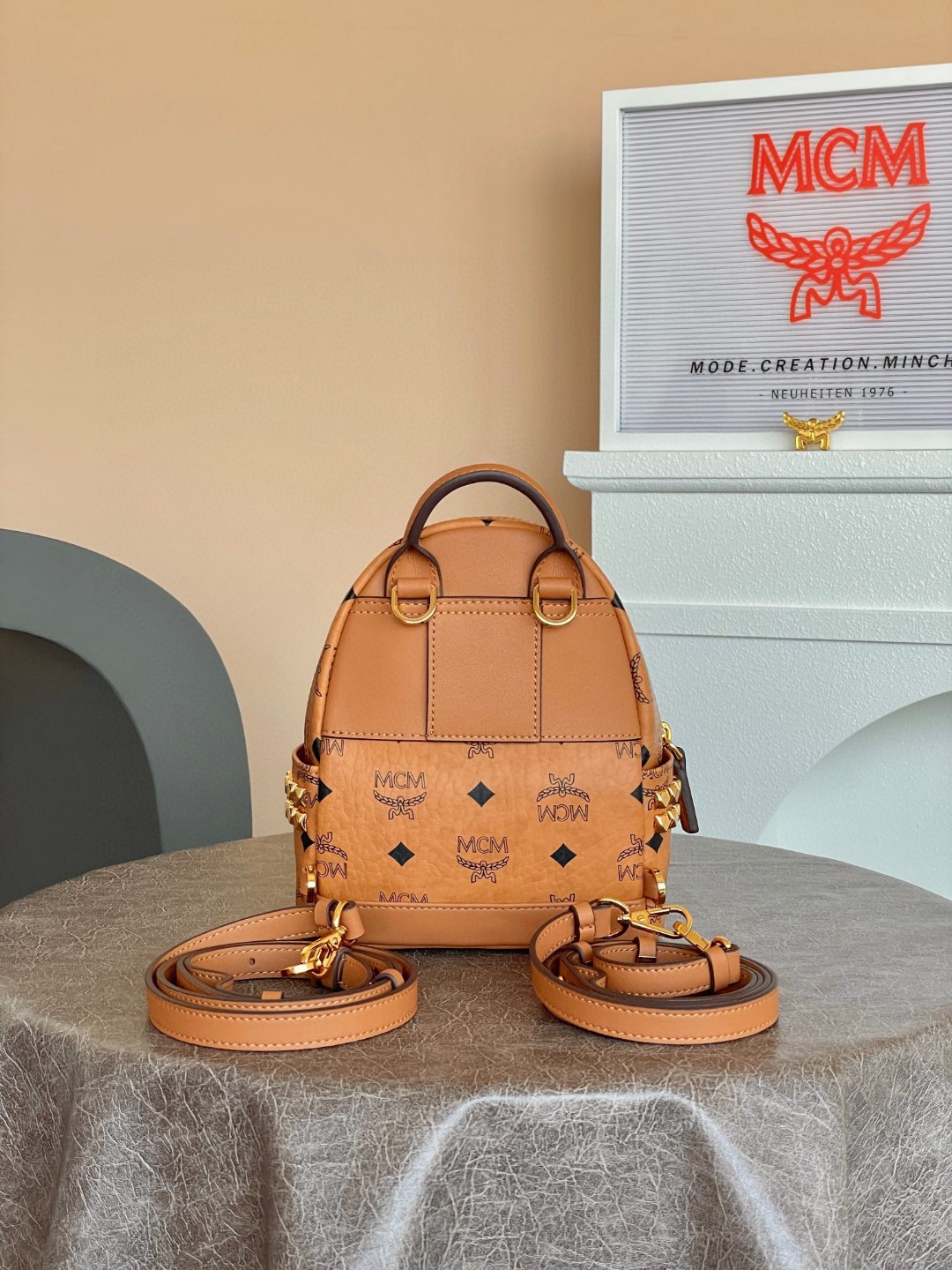 2024 MCM エムシーエム 後背包 リュック