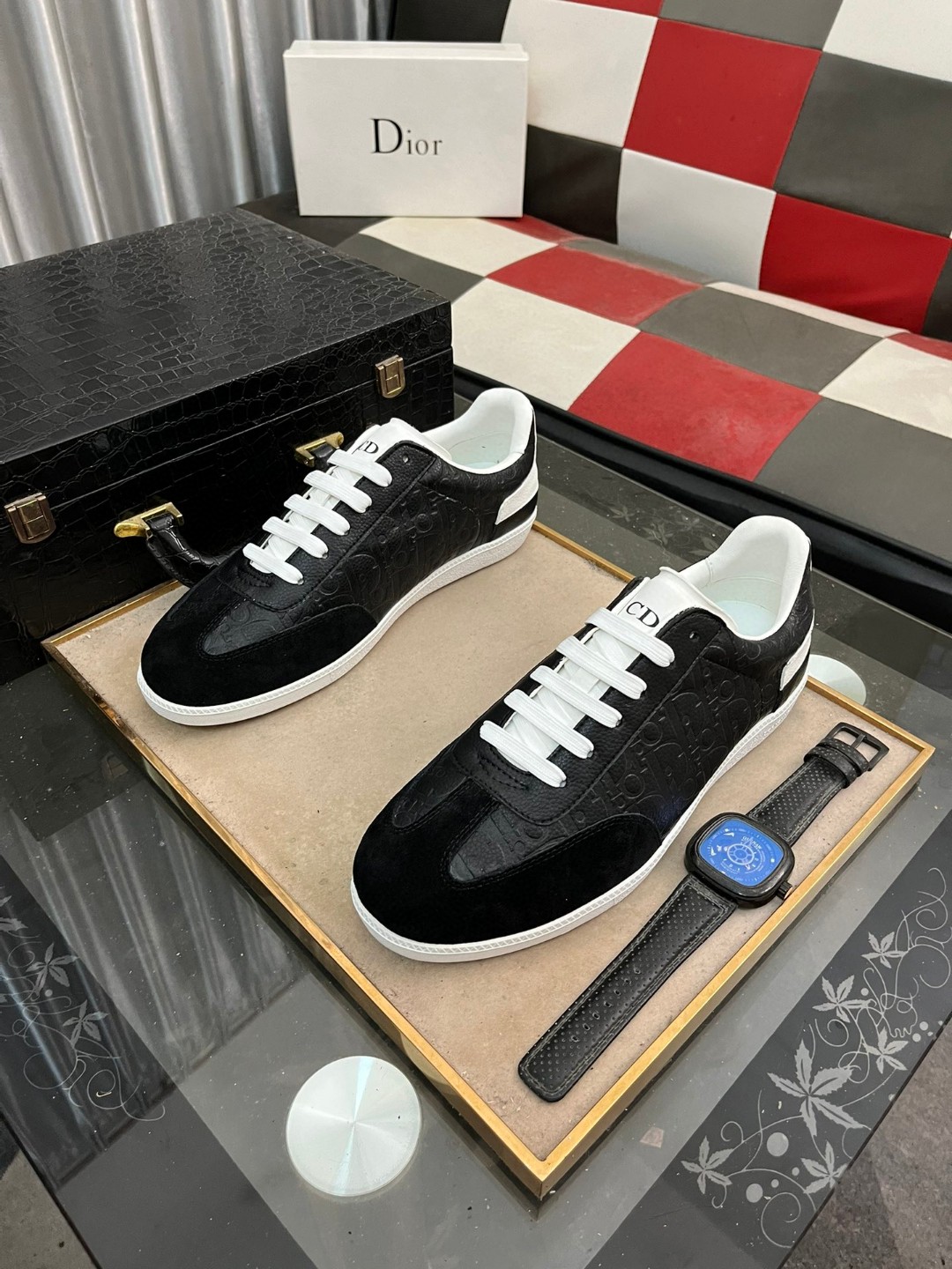 クリスチャンディオールスニーカー レースアップ 男性