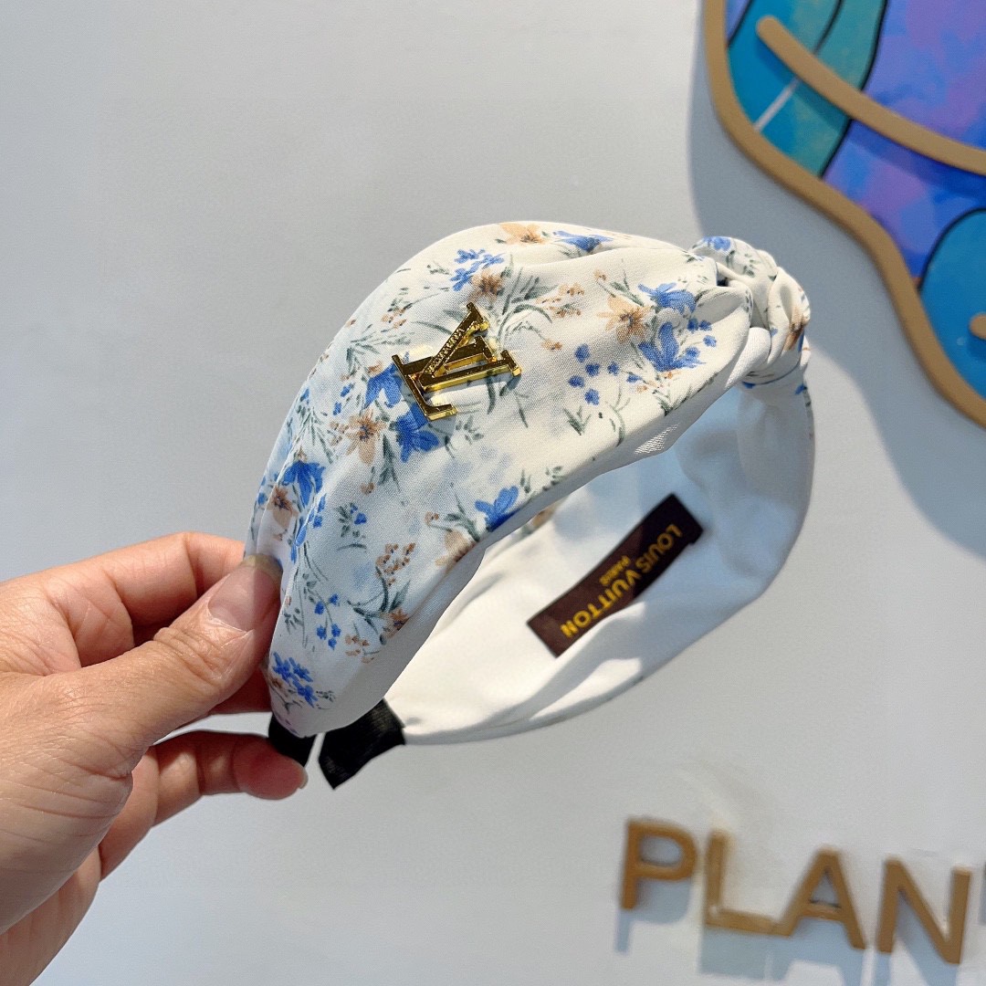 ルイヴィトン秋冬新品 小物 髪飾り カチューシャ