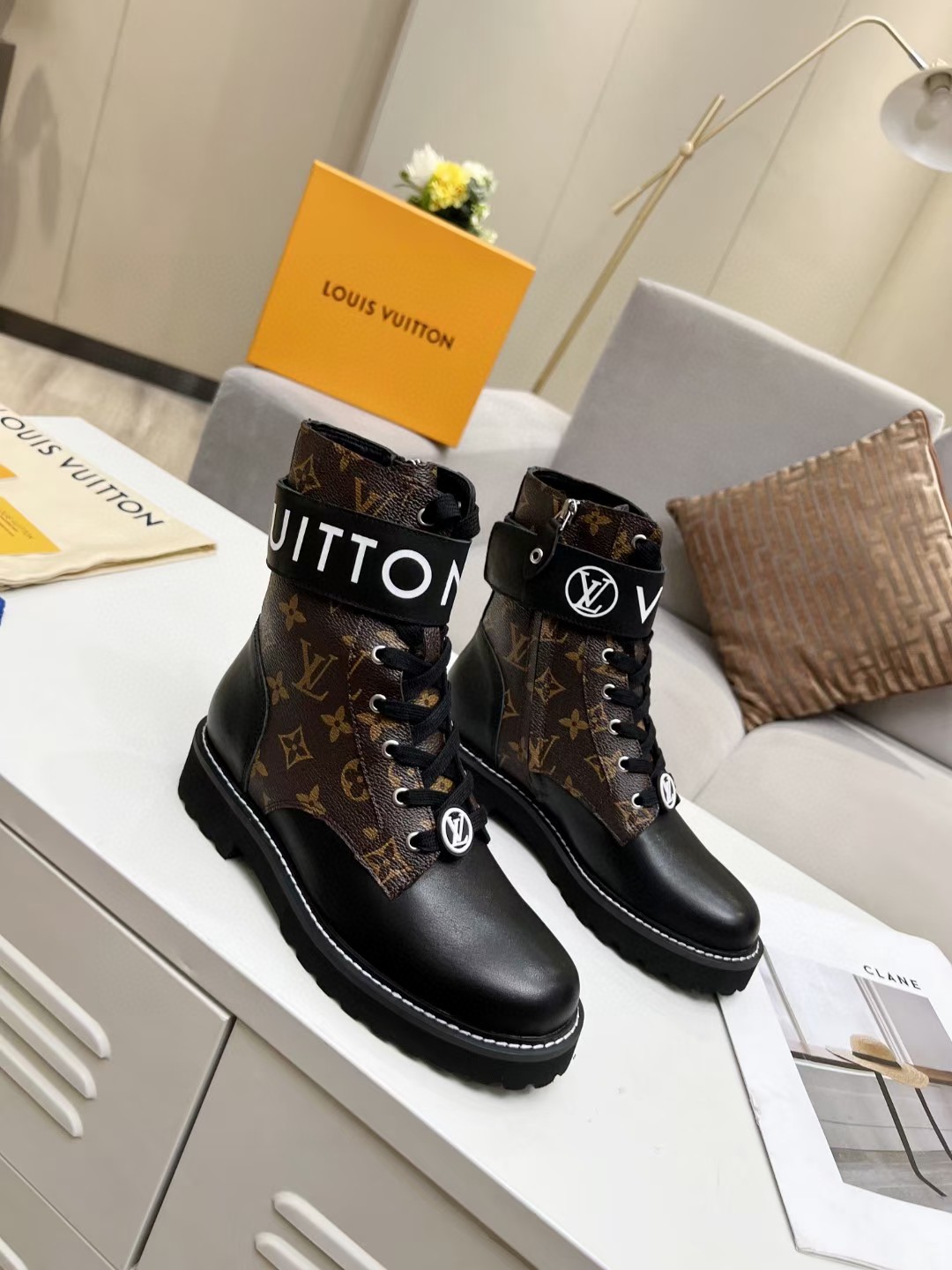 秋冬新品入荷 靴 ルイヴィトン ブーツ/ロングブーツ レディース