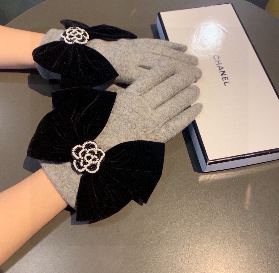 秋冬大人気新品 シャネル暖か てぶくろ【袋】