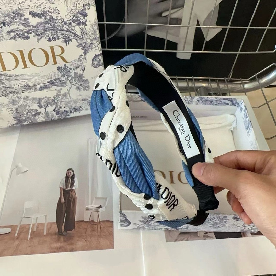 クリスチャンディオール 秋冬新品 小物 髪飾り カチューシャ