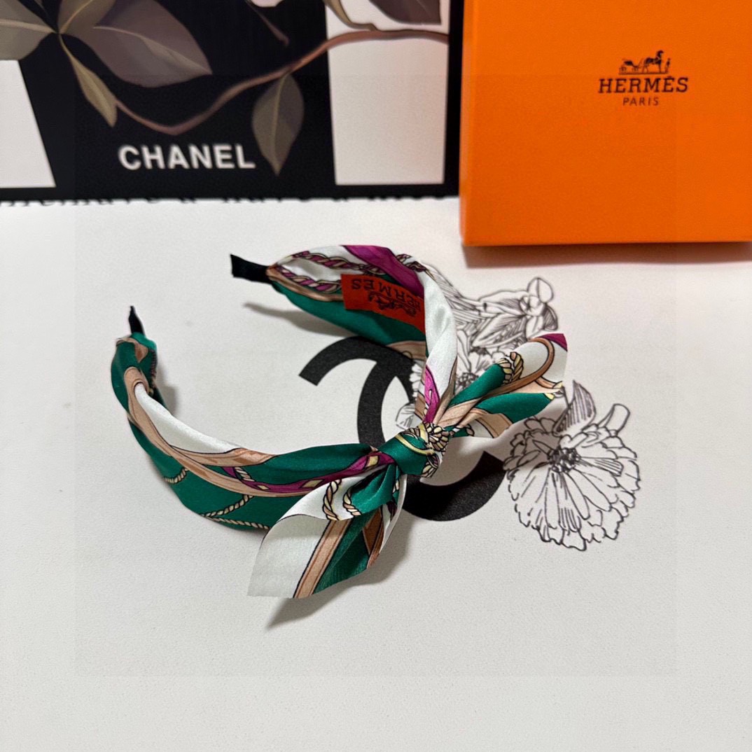 エルメス 秋冬新品 小物 髪飾り カチューシャ