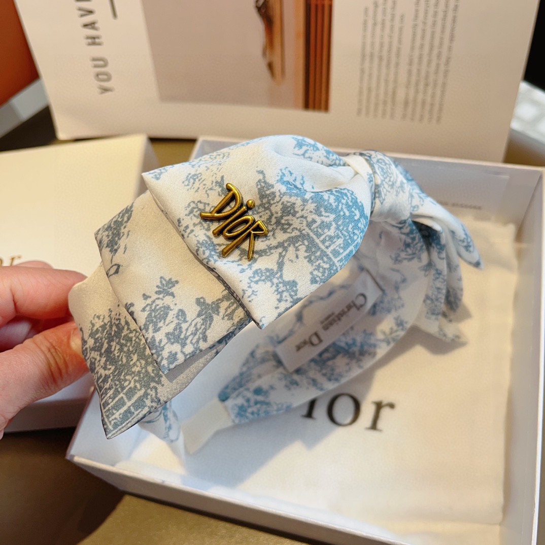 クリスチャンディオール 秋冬新品 小物 髪飾り カチューシャ