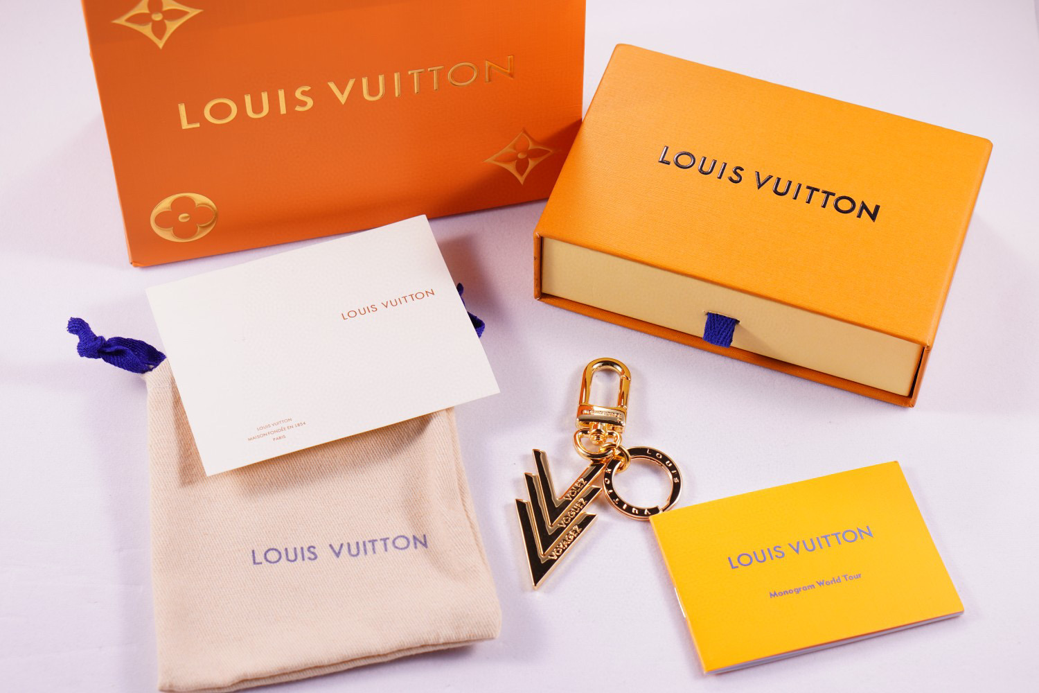 ルイヴィトン キーホルダー LV バッグチャーム 小物