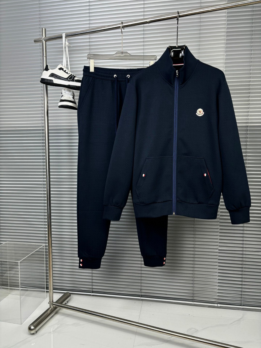 モンクレール 2024年秋冬服 スウェットセットアップ 上下服