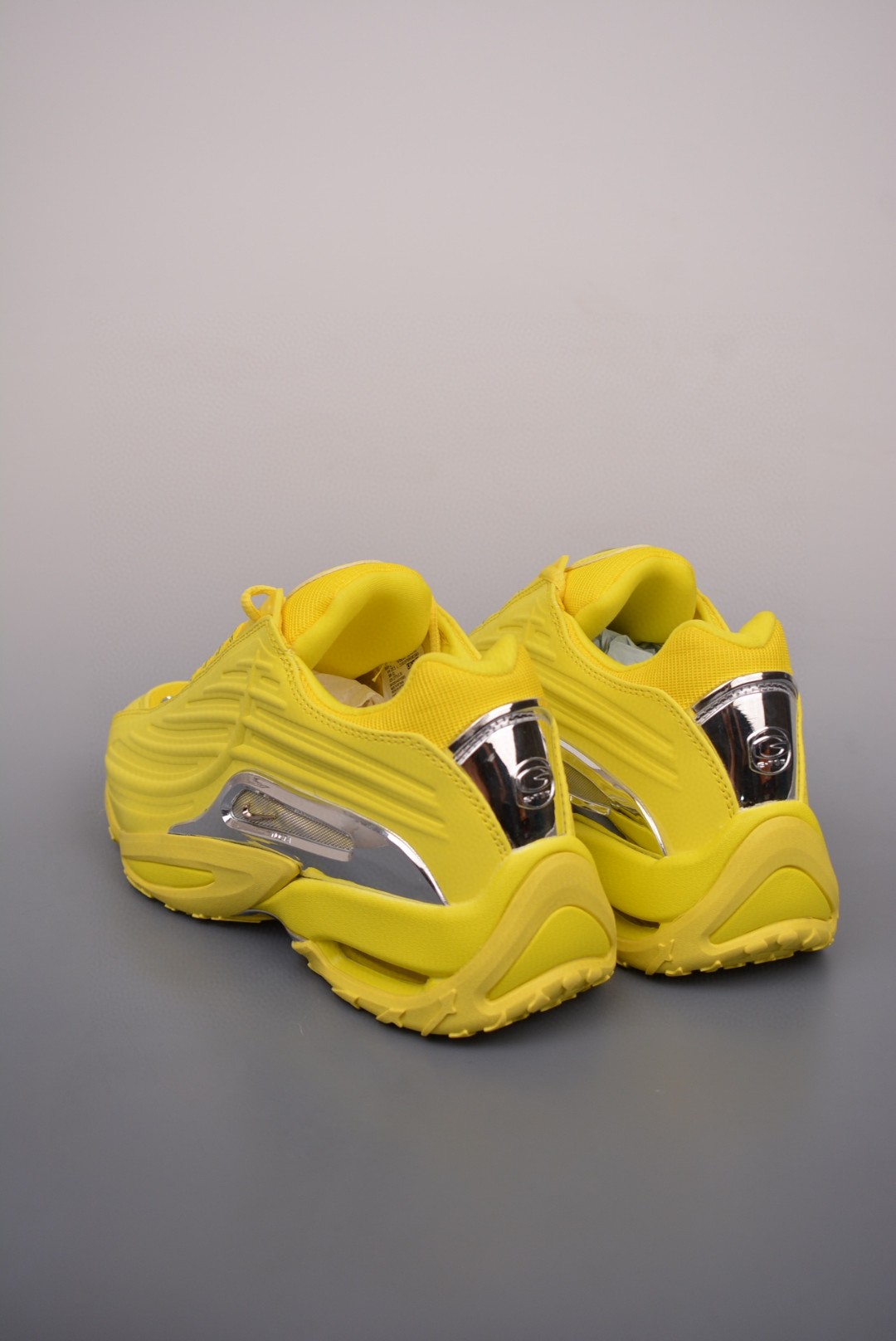 24SS ナイキ Nike Hot Step Air terra バスケットボール