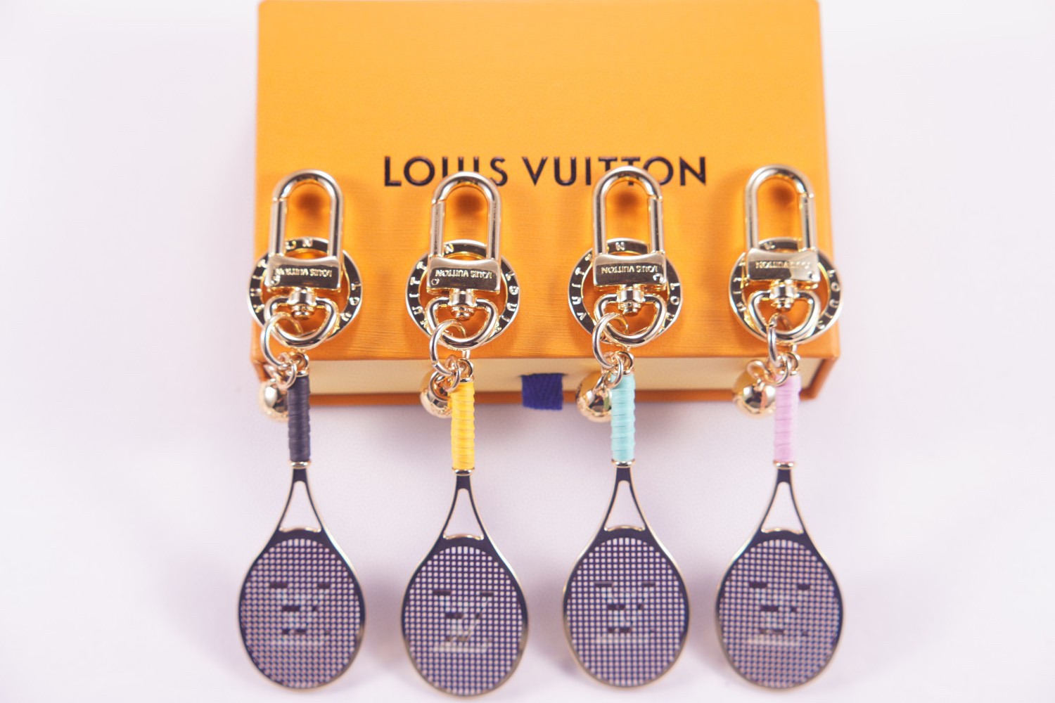 ルイヴィトン キーホルダー LV バッグチャーム 小物