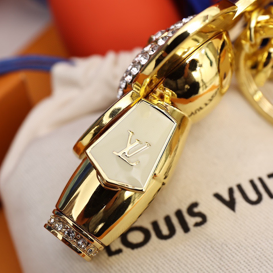 ルイヴィトン キーホルダー LV バッグチャーム 小物