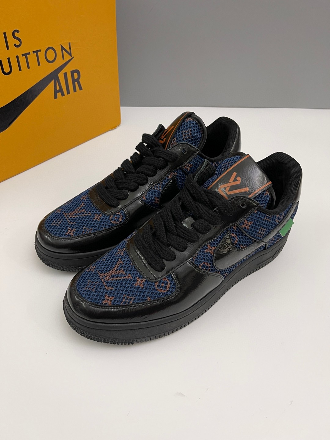 24SS ルイヴィトン nike コラボ スニーカー シューズ