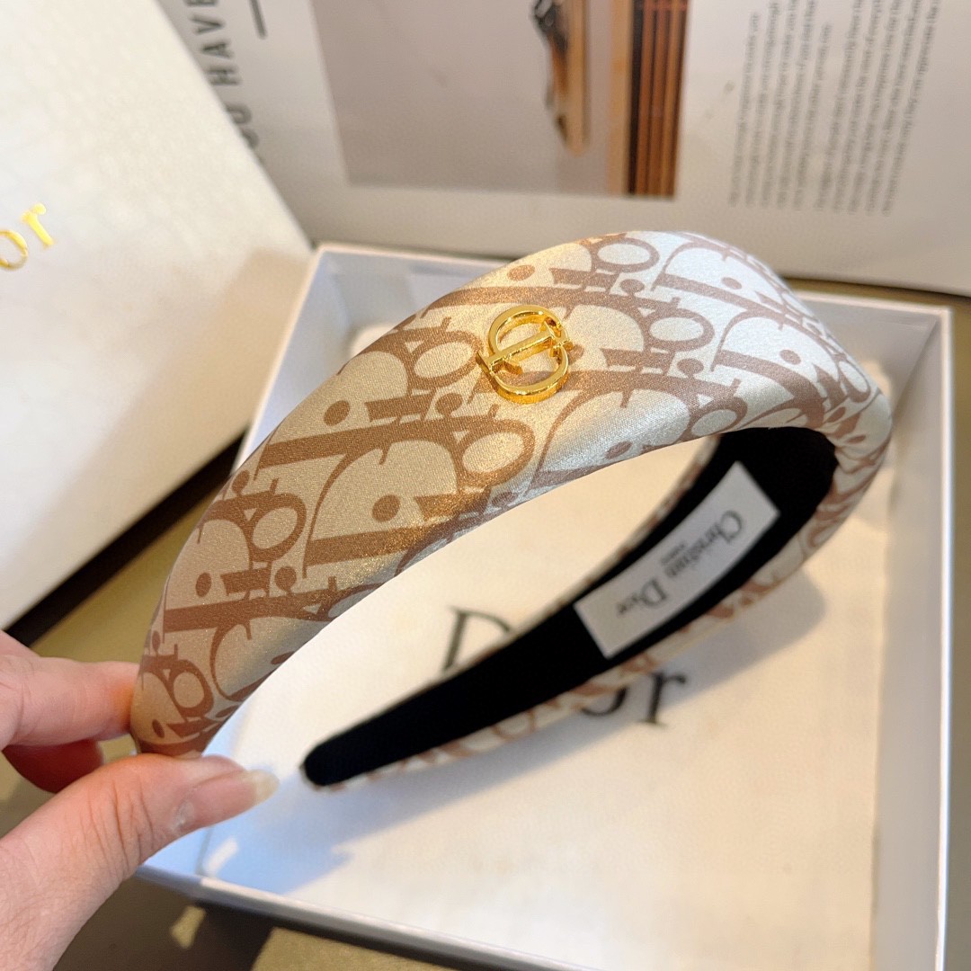 クリスチャンディオール 秋冬新品 小物 髪飾り カチューシャ
