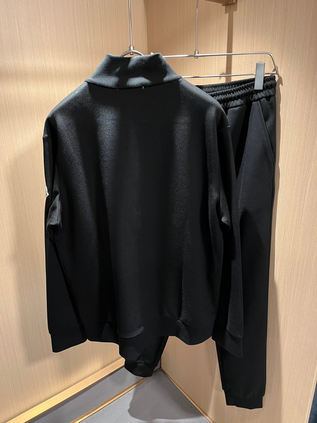 モンクレール 2024年秋冬服 スウェットセットアップ 上下服