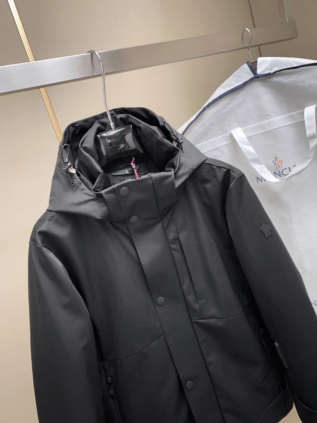 モンクレール 2024年秋冬服 ダウンジャケットアウター  メンズ