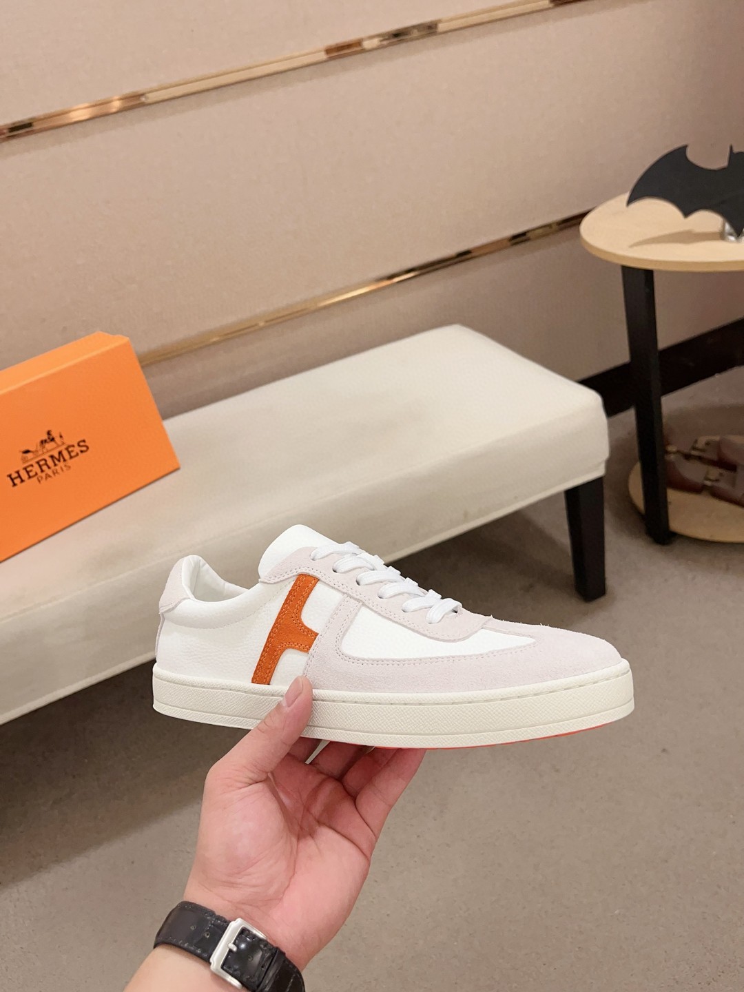 24SS 靴 エルメス スニーカ シューズ 男性