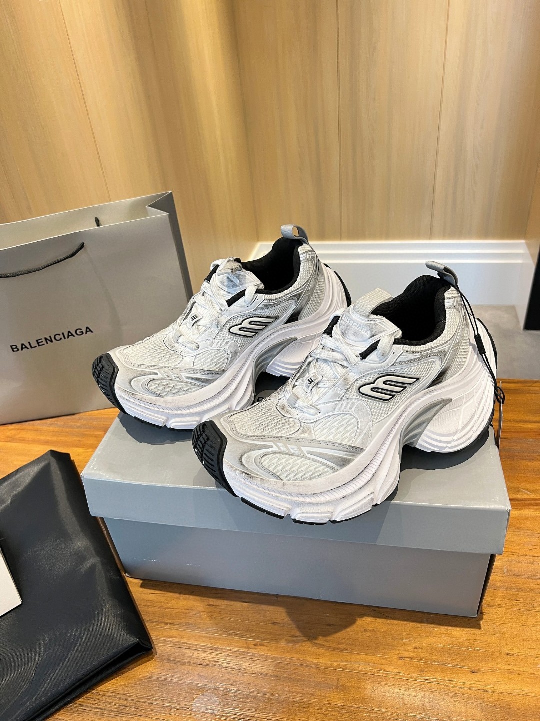 24SS バレンシアガ スニーカー/レースアップ 男女兼着