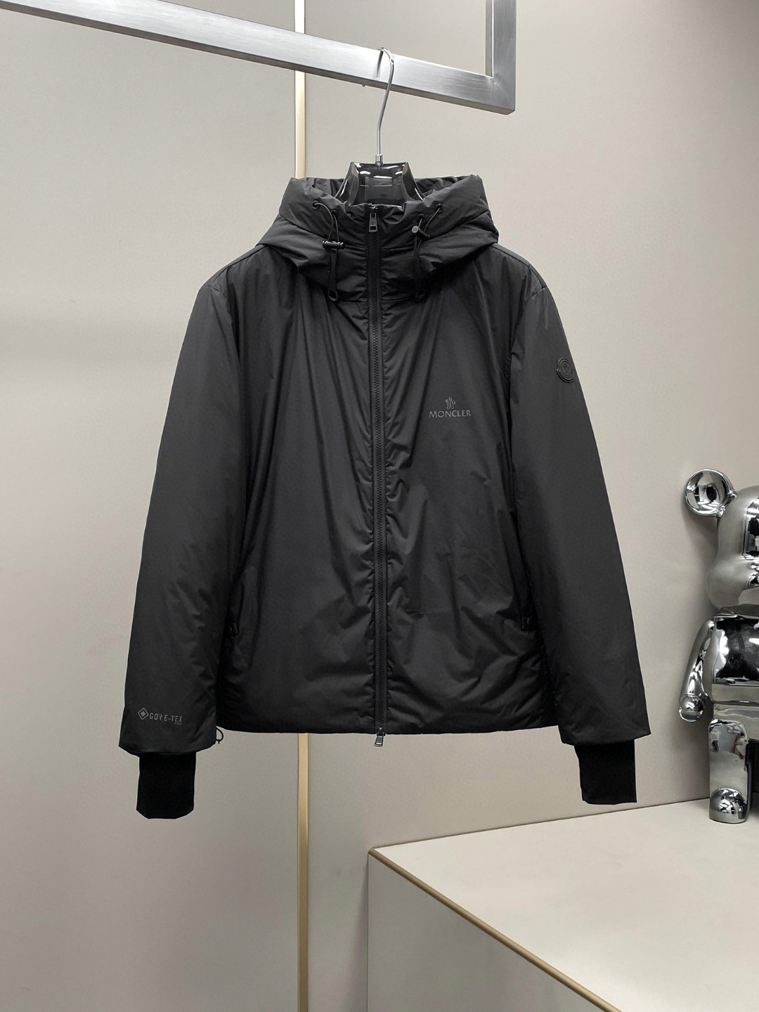 モンクレール 2024年秋冬服 ダウンジャケットアウター  メンズ