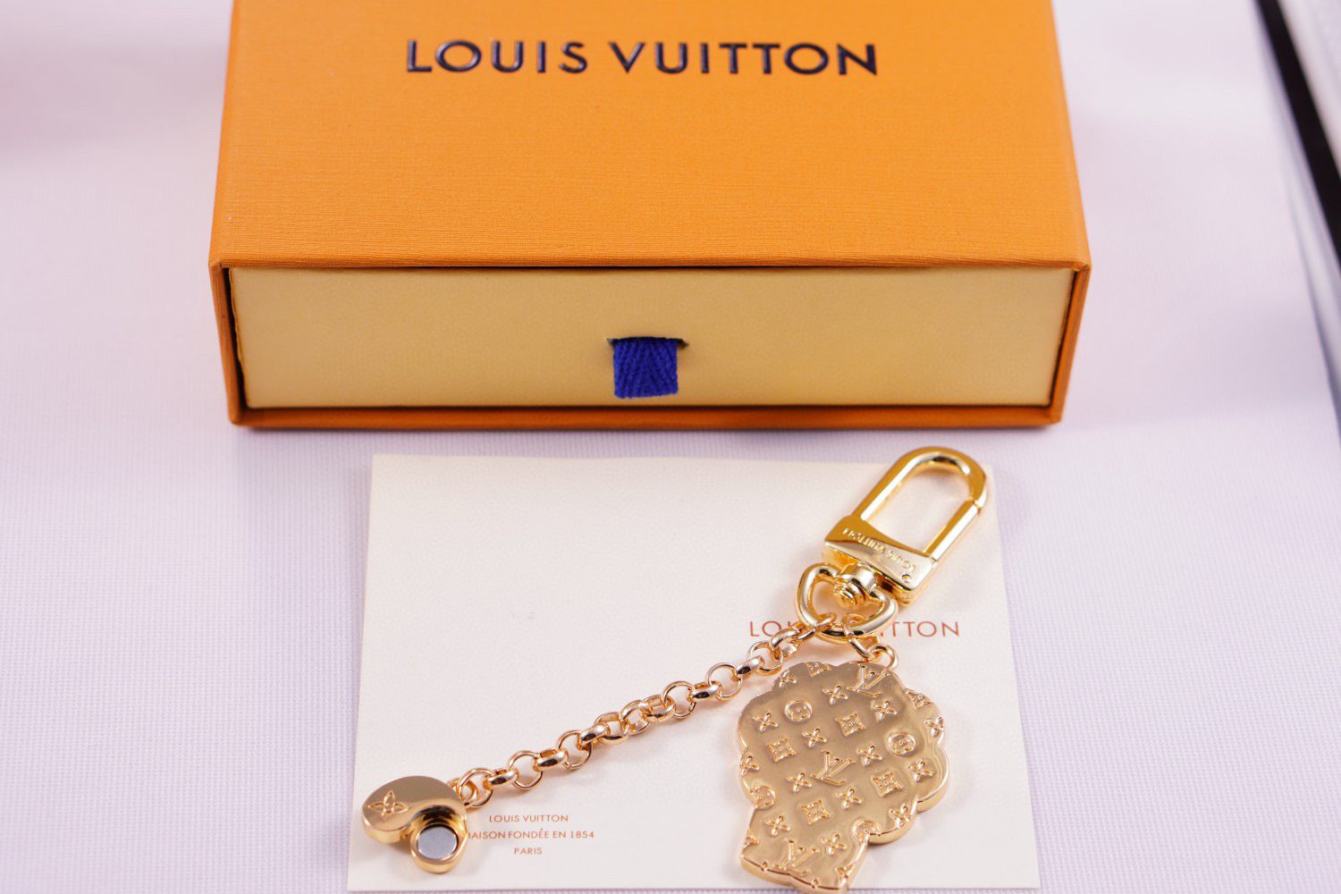 ルイヴィトン キーホルダー LV バッグチャーム 小物
