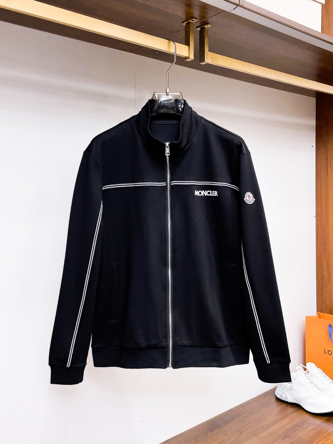 モンクレール 2024年秋冬服 スウェットセットアップ 上下服