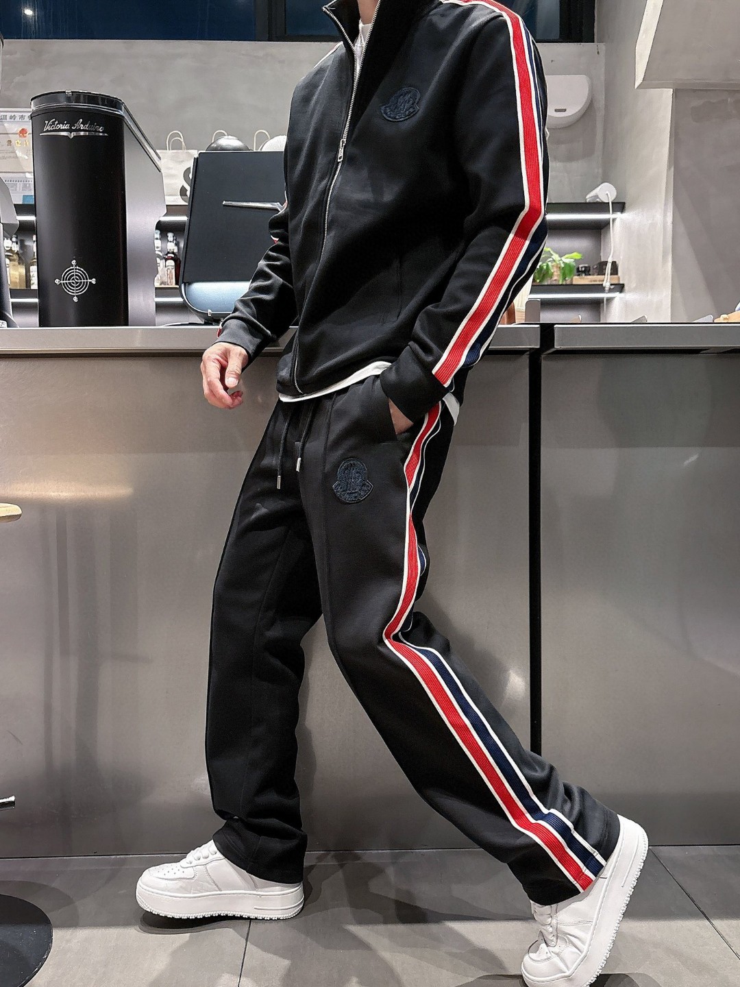 モンクレール 2024年秋冬服 スウェットセットアップ 上下服