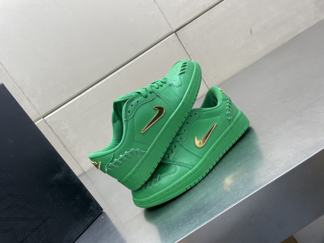 24SS ナイキ Nike Air Jordan 1 Low AJ1 バスケットボール