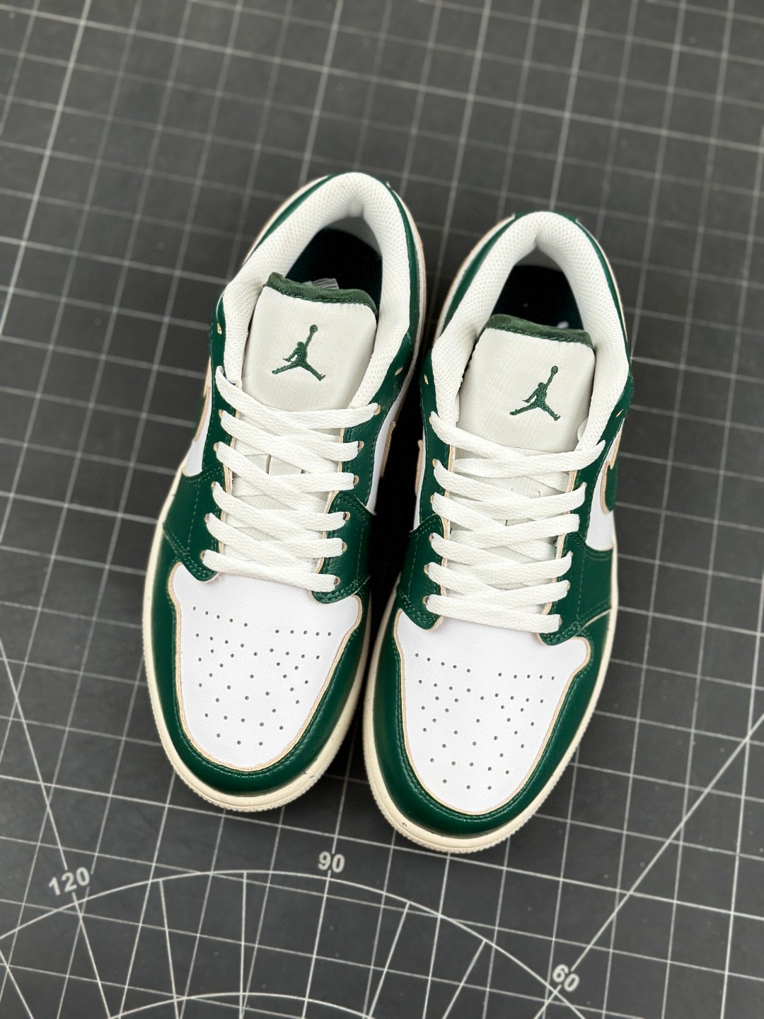 24SS ナイキ Nike Air Jordan 1 Low? バスケットボール