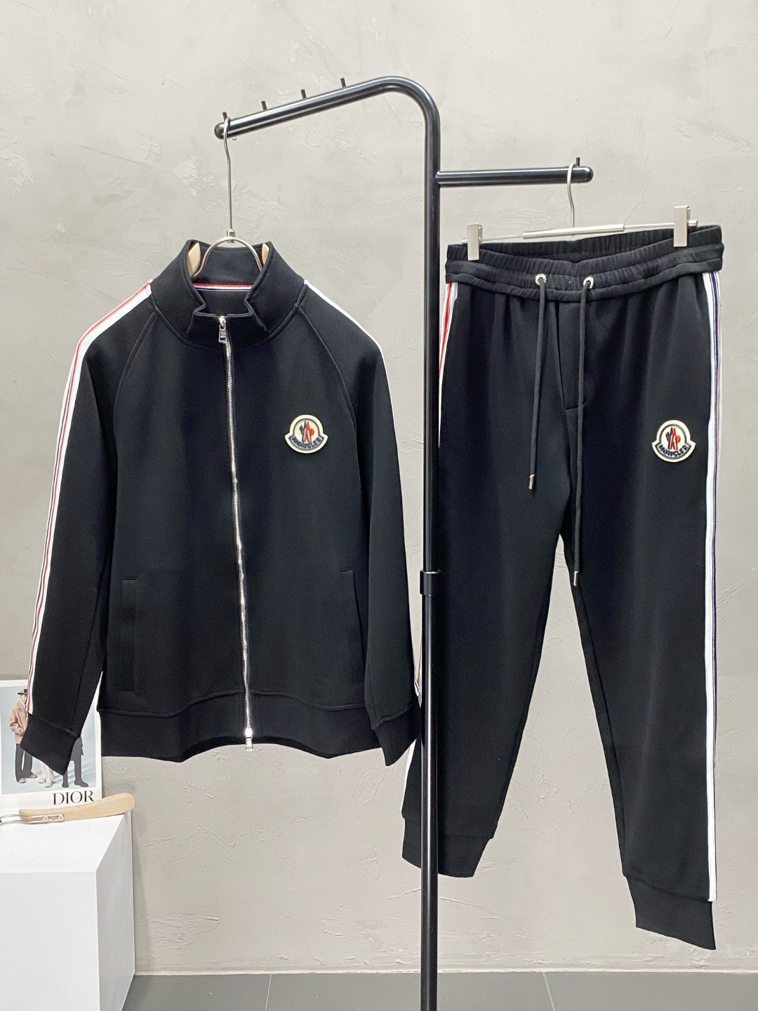 モンクレール 2024年秋冬服 スウェットセットアップ 上下服
