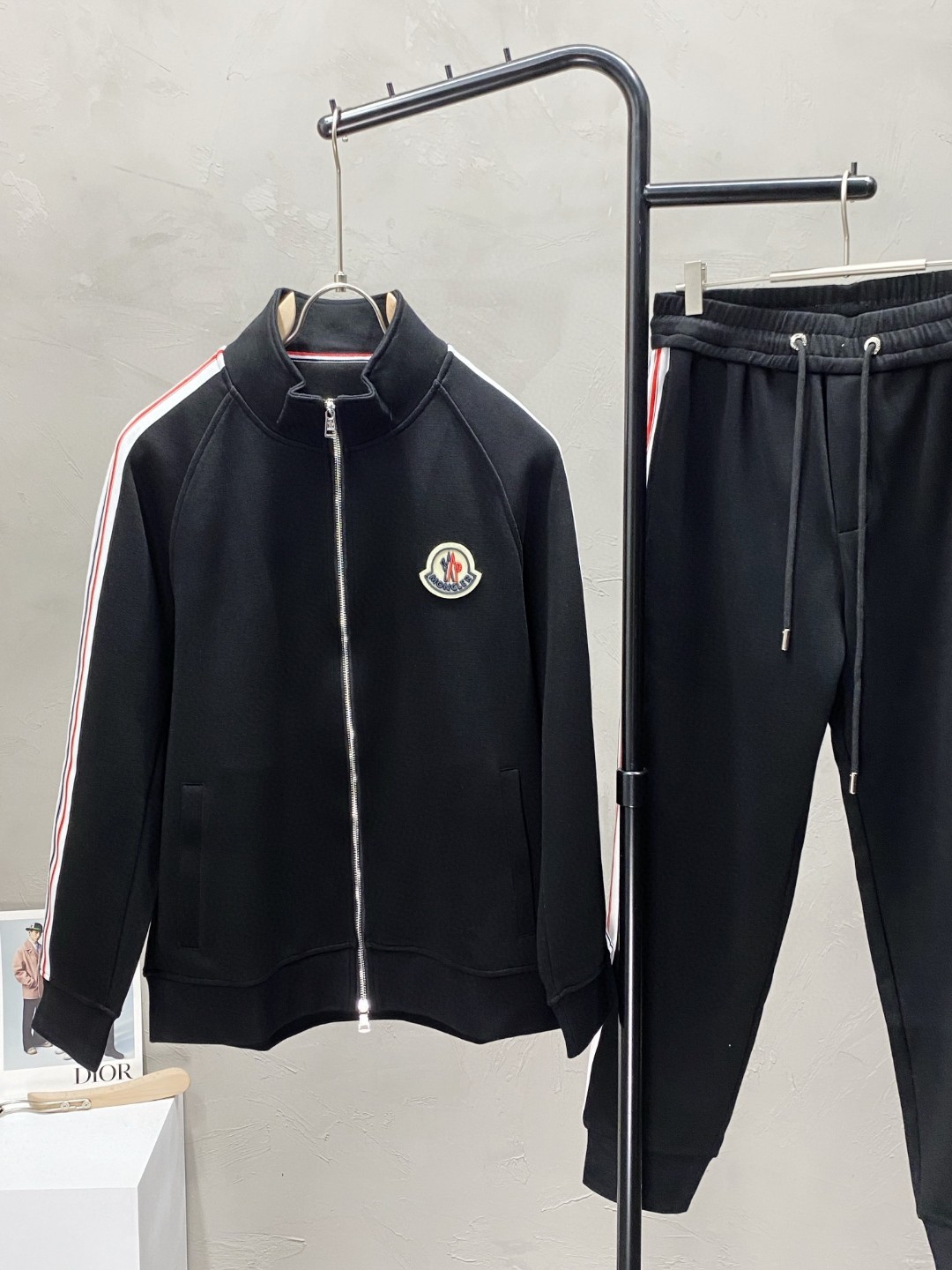 モンクレール 2024年秋冬服 スウェットセットアップ 上下服