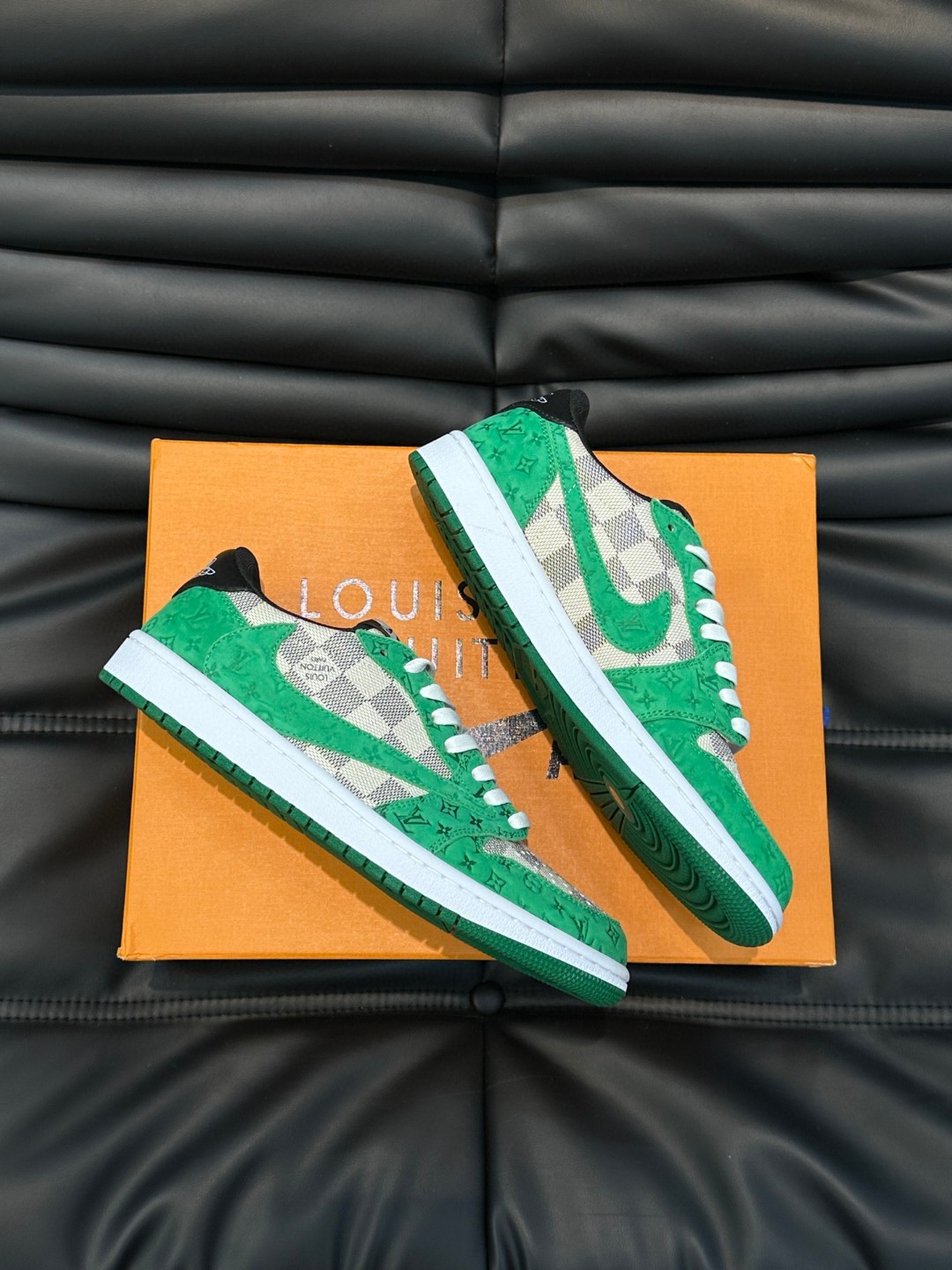 24SS ルイヴィトン nike コラボ スニーカー シューズ