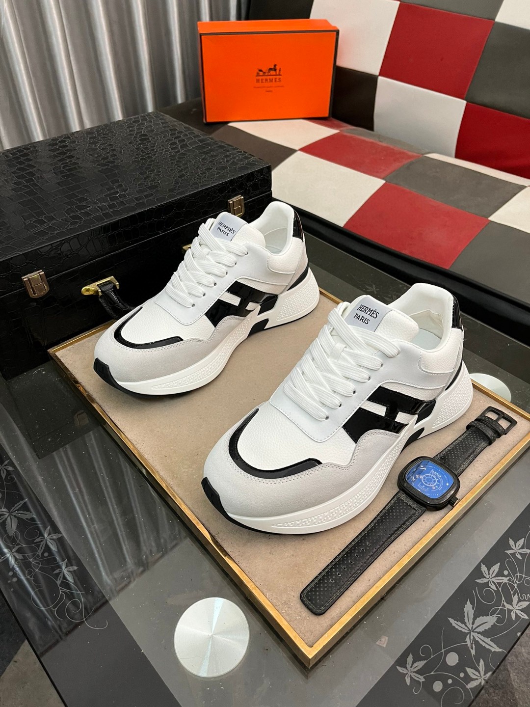 24SS 靴 エルメス スニーカ シューズ 男性