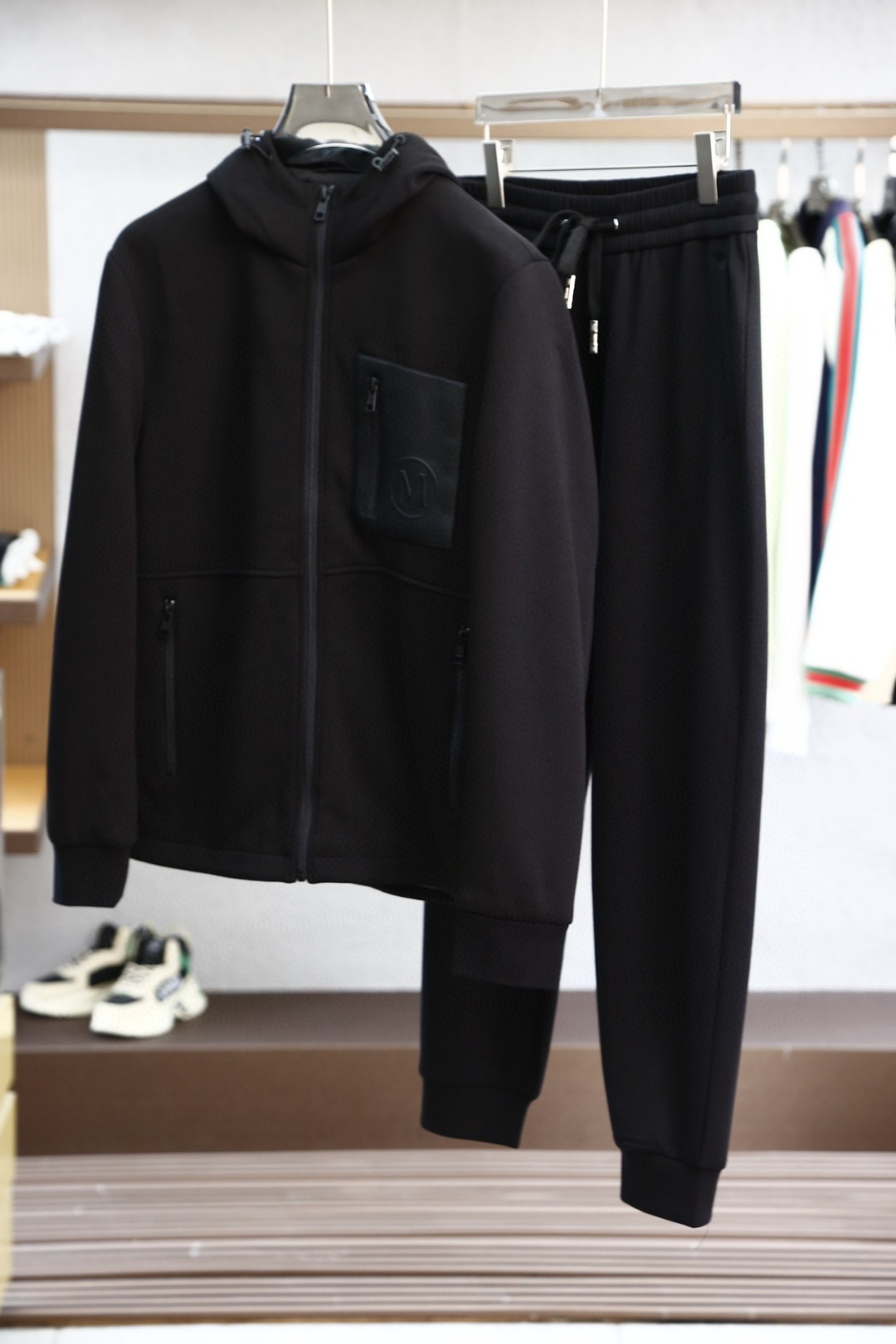 モンクレール 2024年秋冬服 スウェットセットアップ 上下服