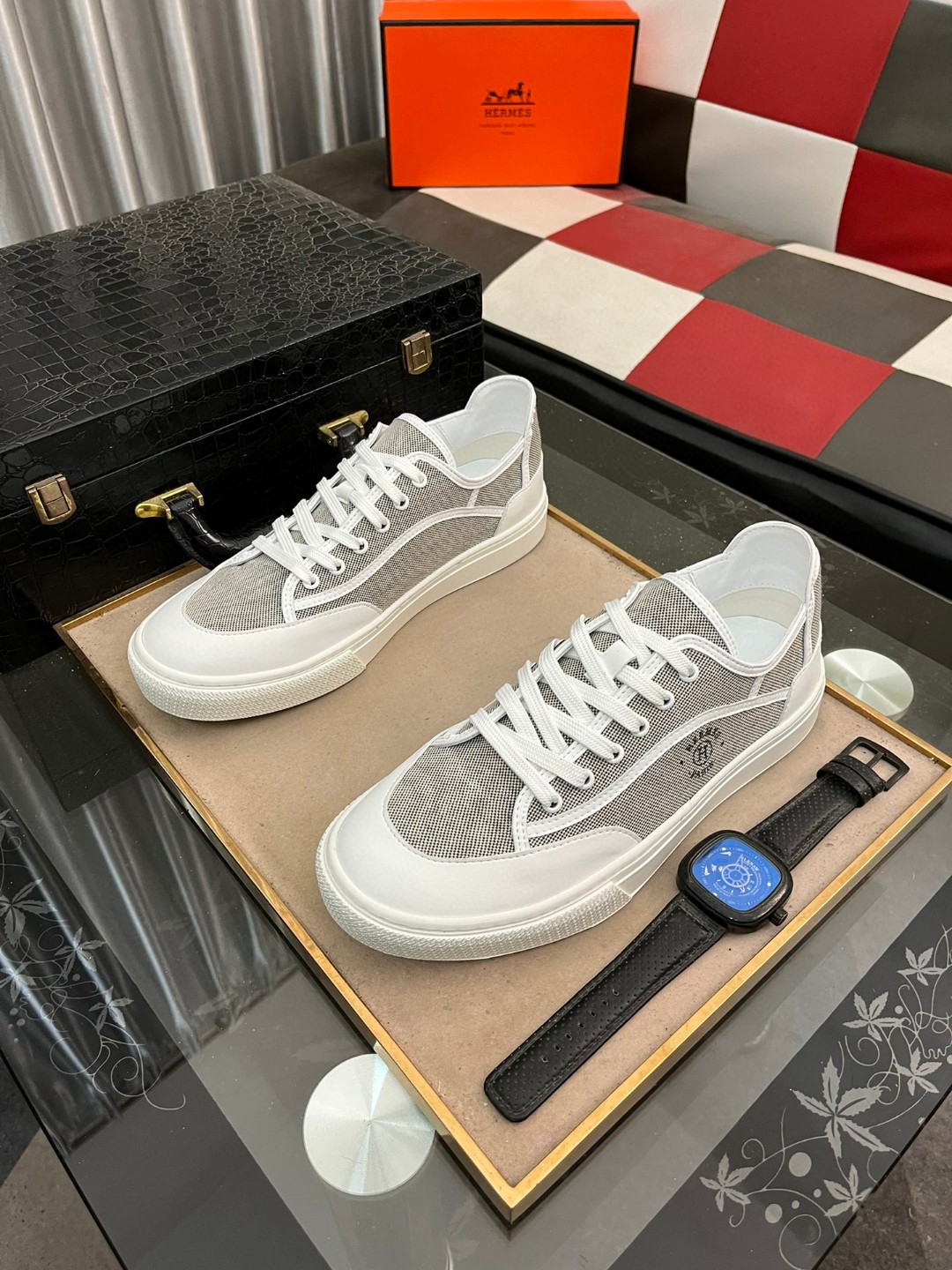 エルメス 2024 スニーカー レースアップ 男性