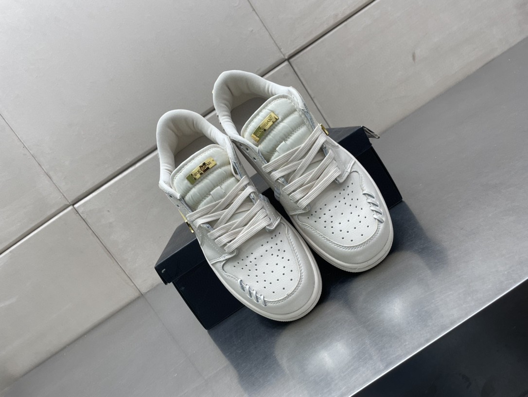 24SS ナイキ Nike Air Jordan 1 Low AJ1 バスケットボール