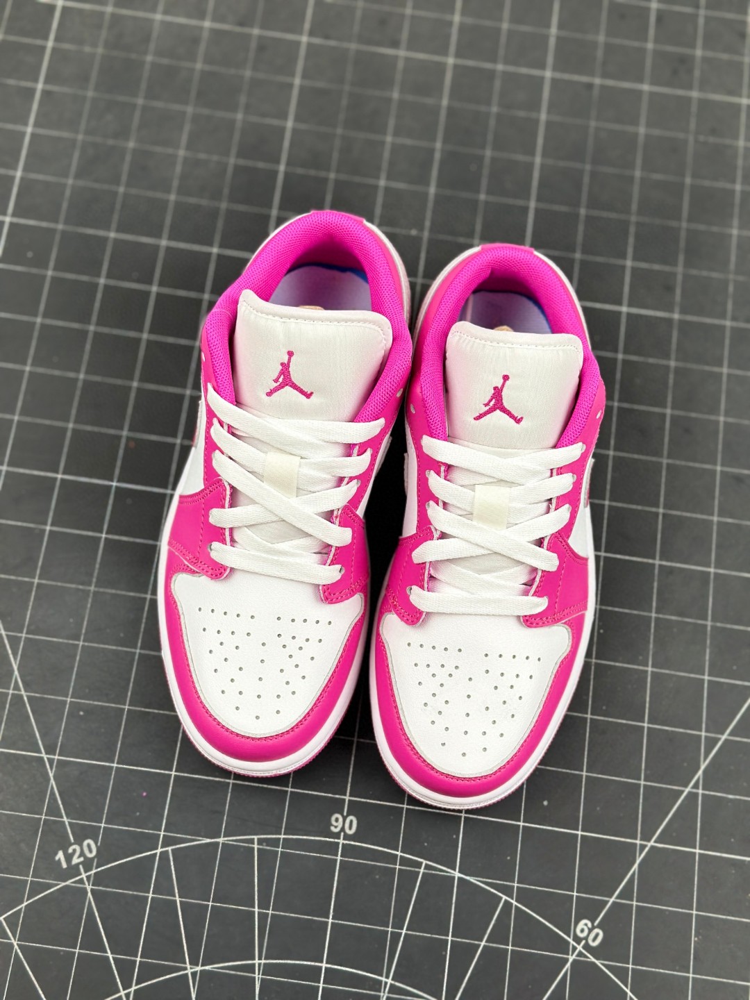 24SS ナイキ Nike Air Jordan 1 Low AJ1 バスケットボール