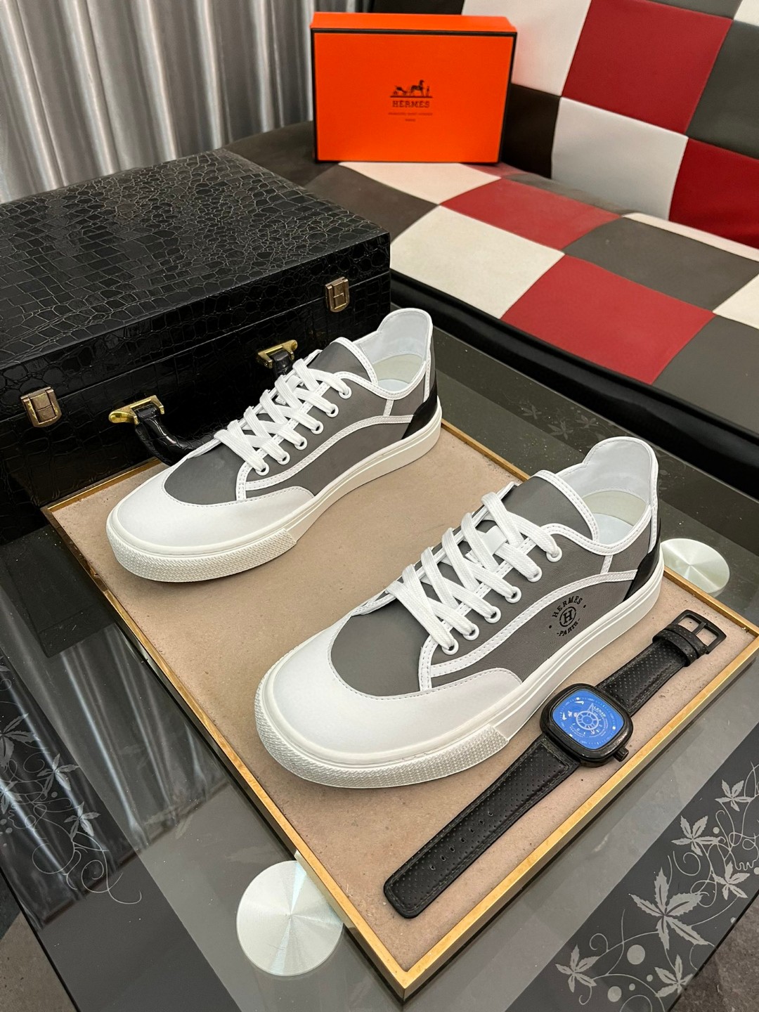 エルメス 2024 スニーカー レースアップ 男性