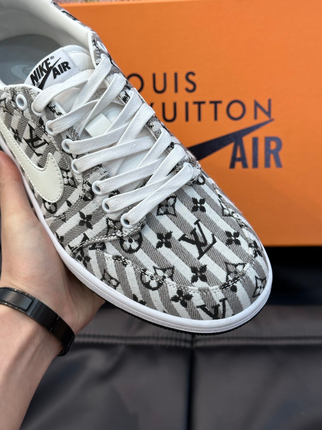 24SS ルイヴィトン nike コラボ スニーカー シューズ