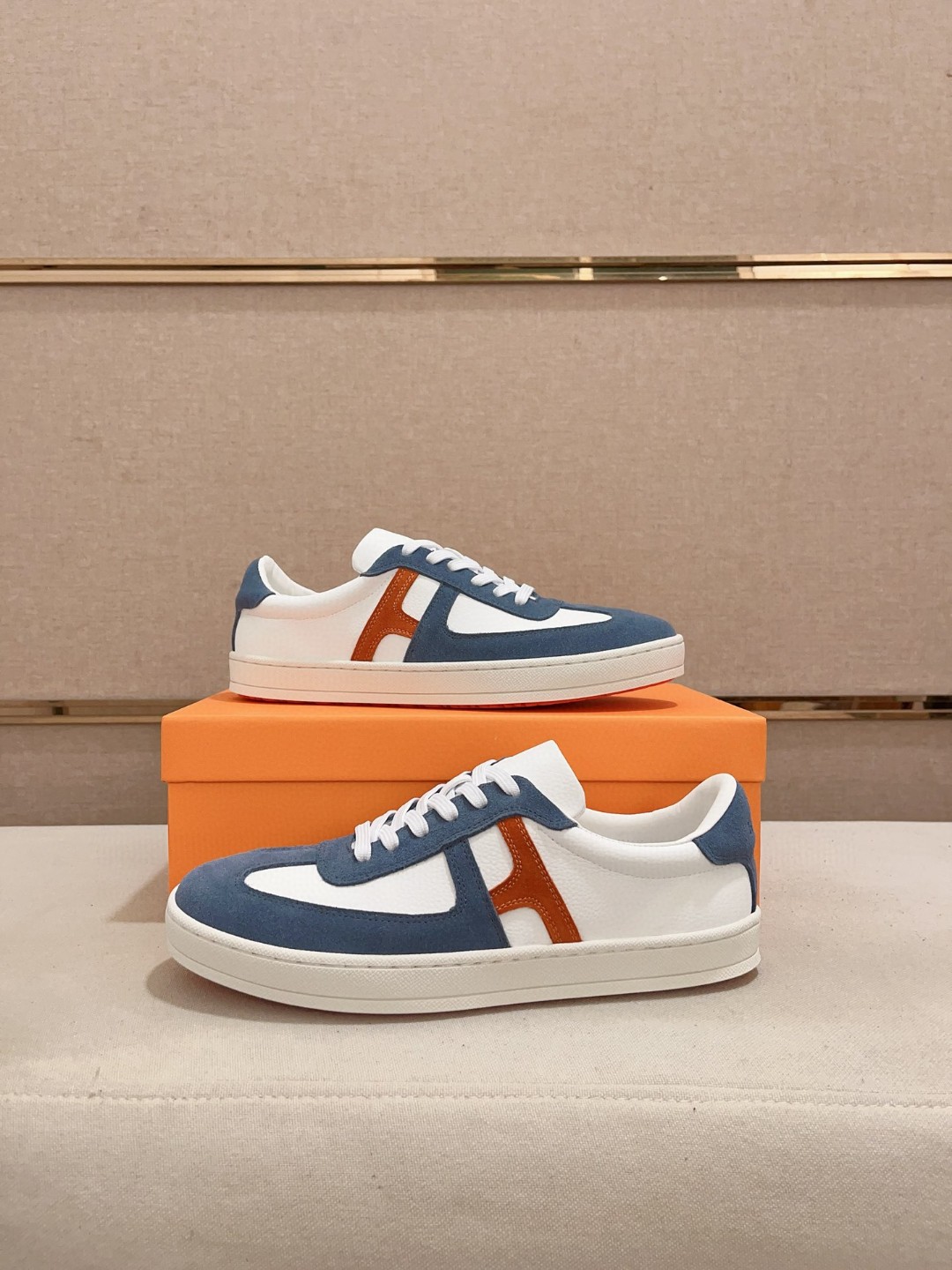 24SS 靴 エルメス スニーカ シューズ 男性