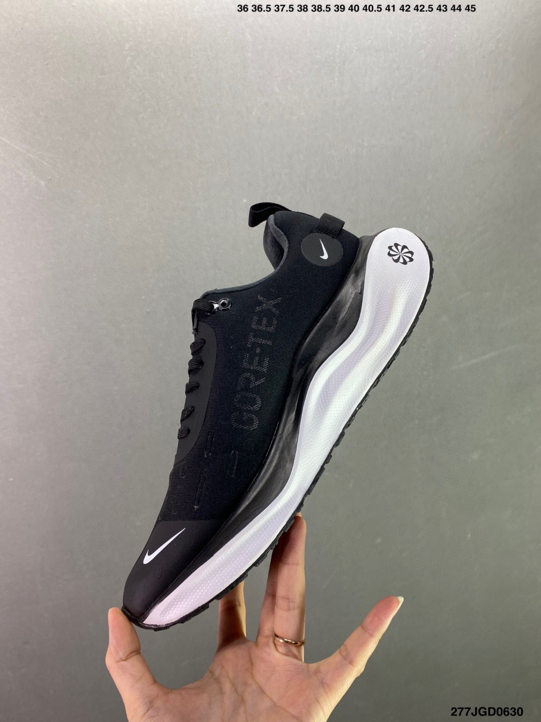 2024 ナイキ NIKE AIR MAX TERRASCAPE ランニング 2407