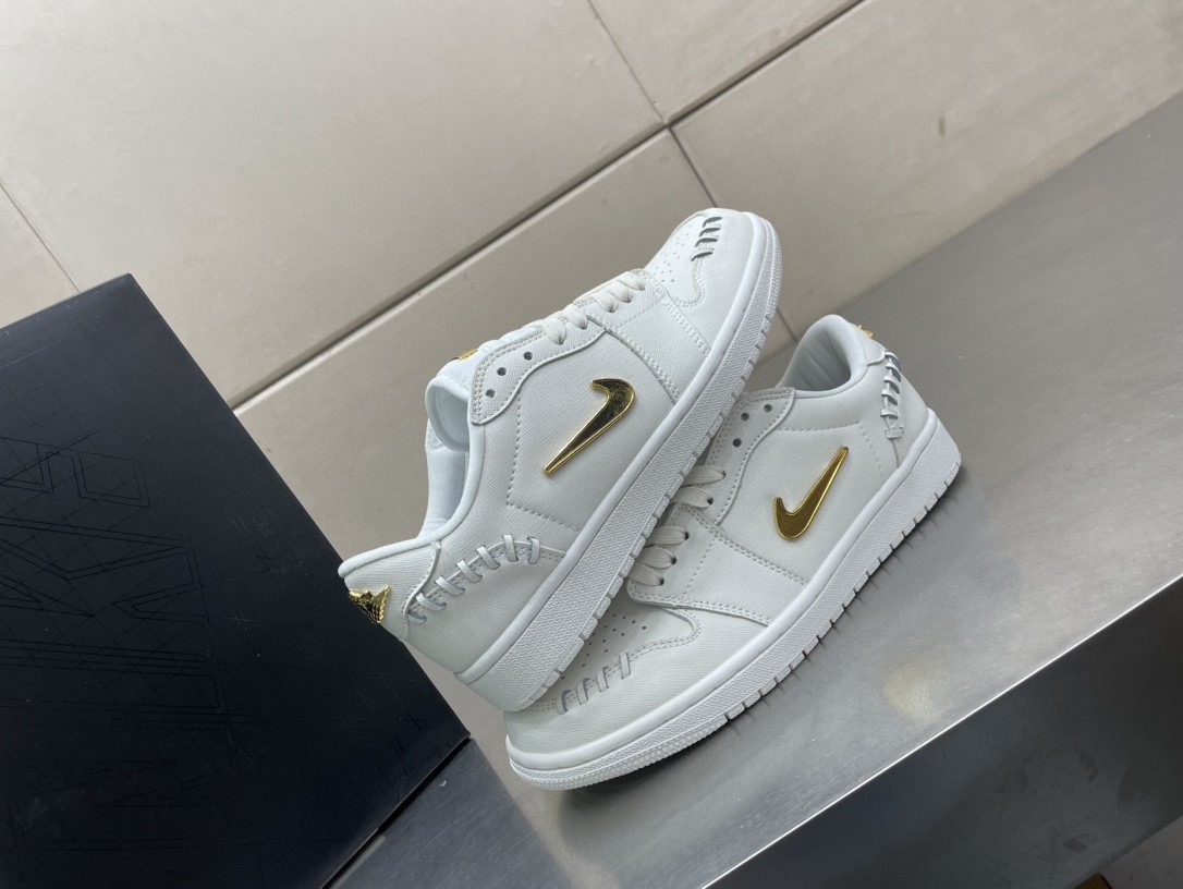 24SS ナイキ Nike Air Jordan 1 Low AJ1 バスケットボール