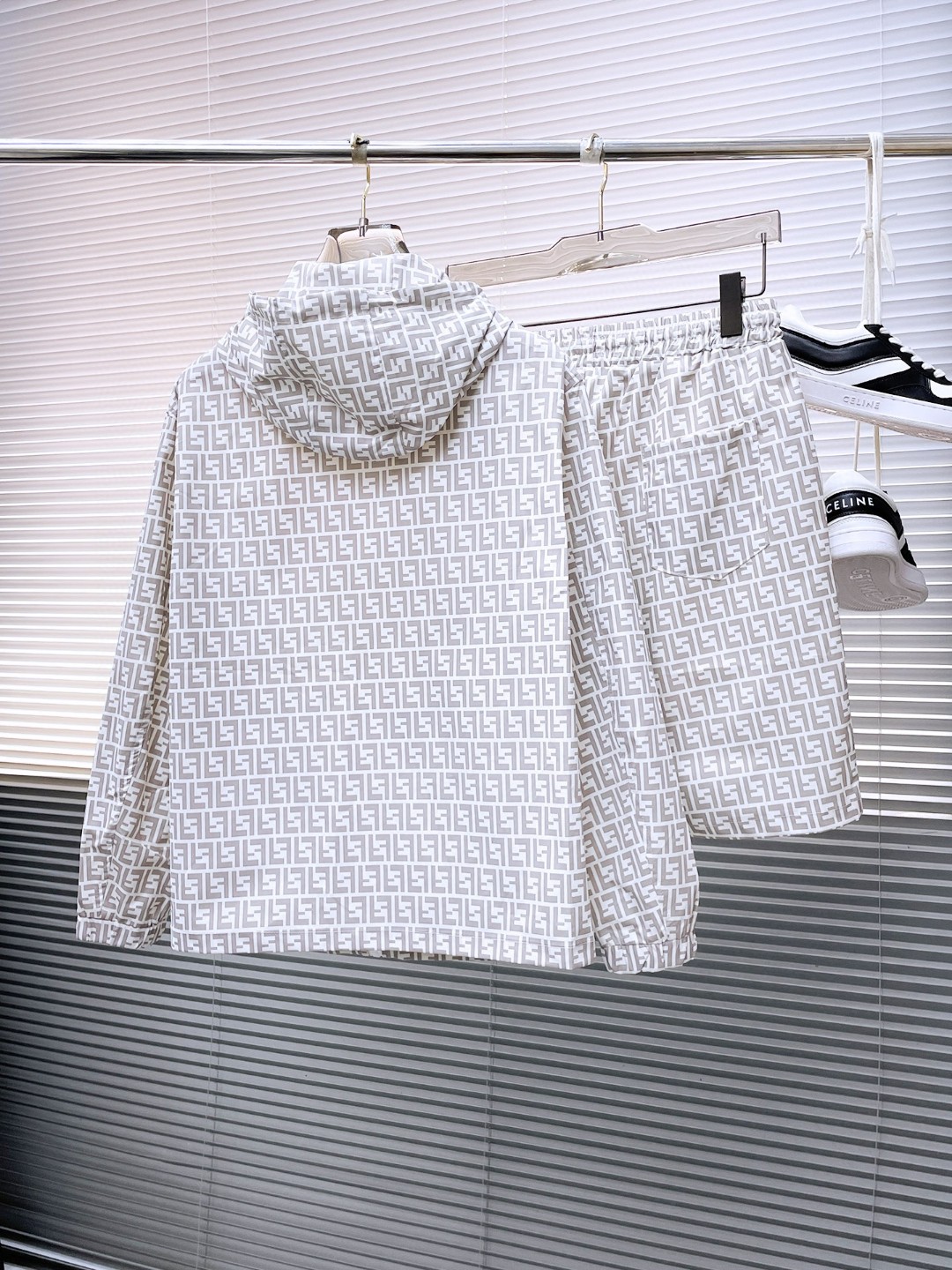 24SS夏/秋 フェンディ ウェットセットアップ 上下服